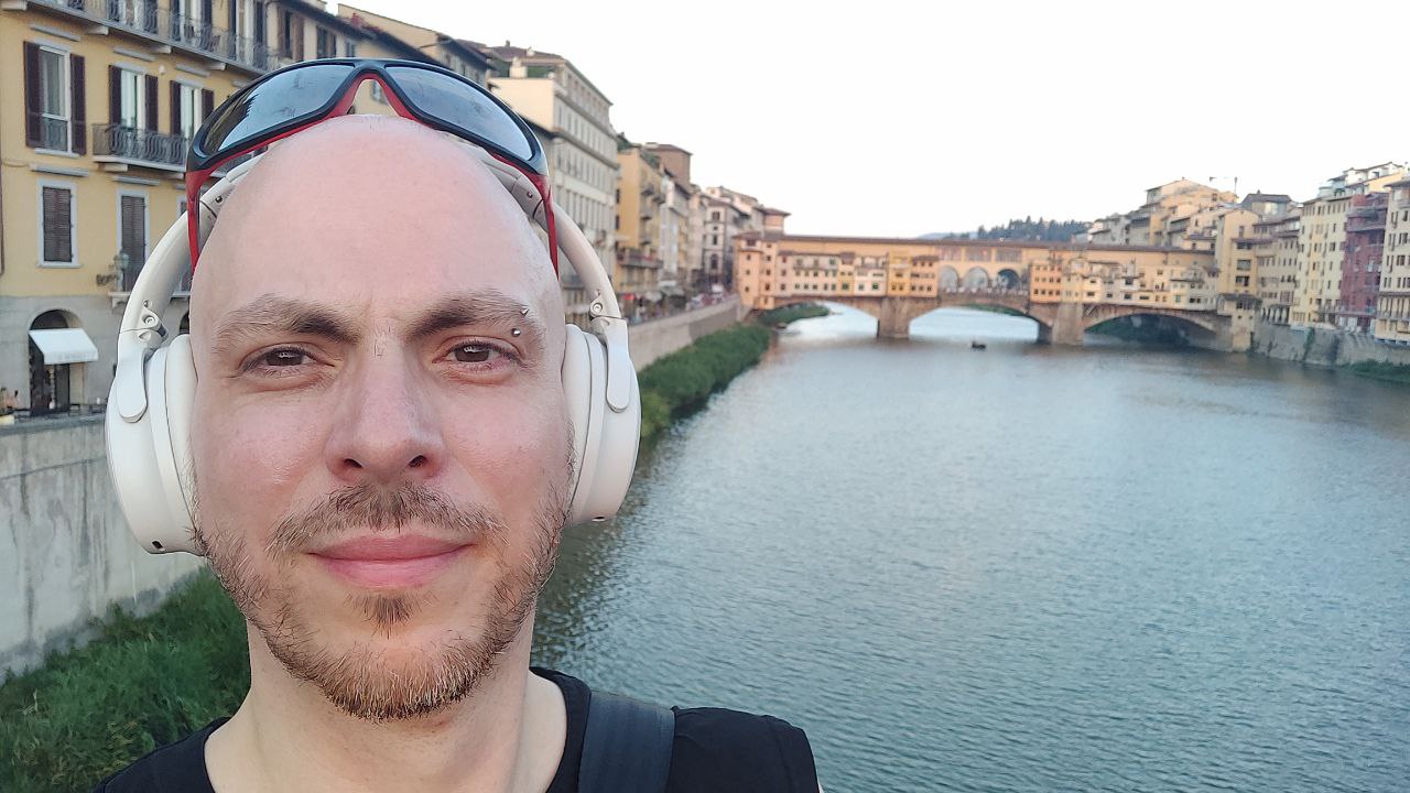 selfie with Ponte Vecchio in background