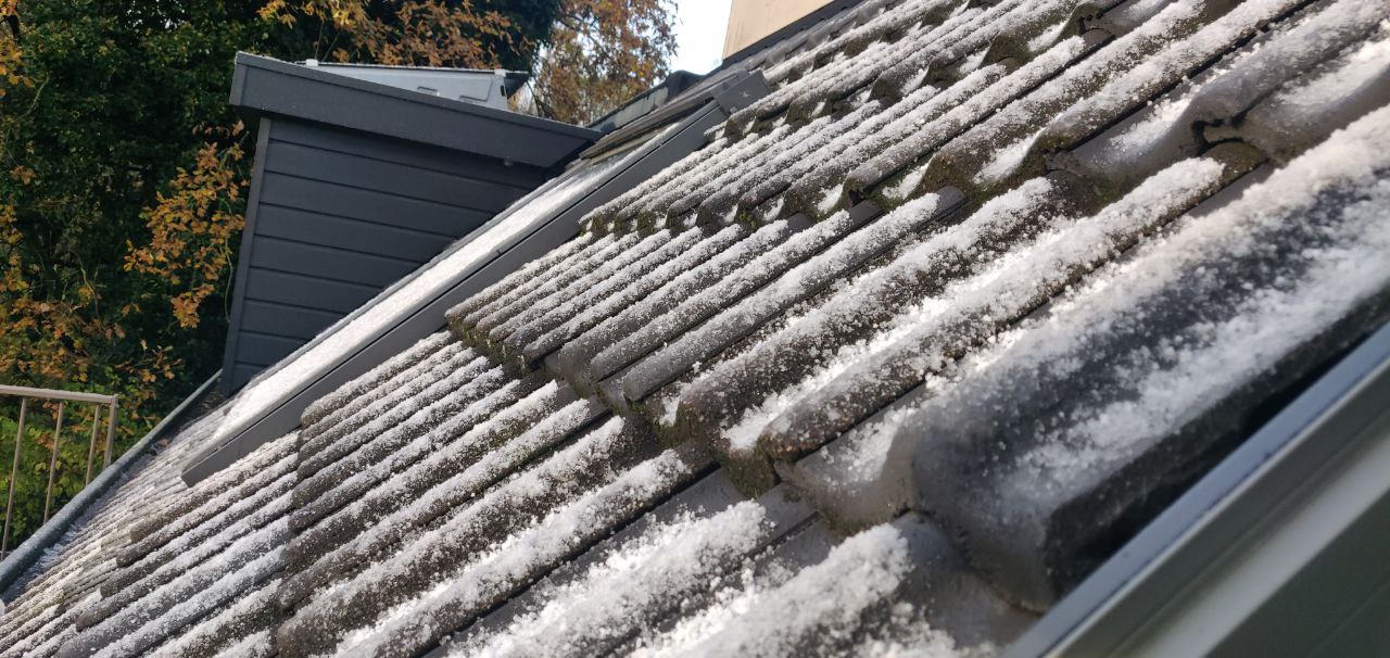 snow on tiles